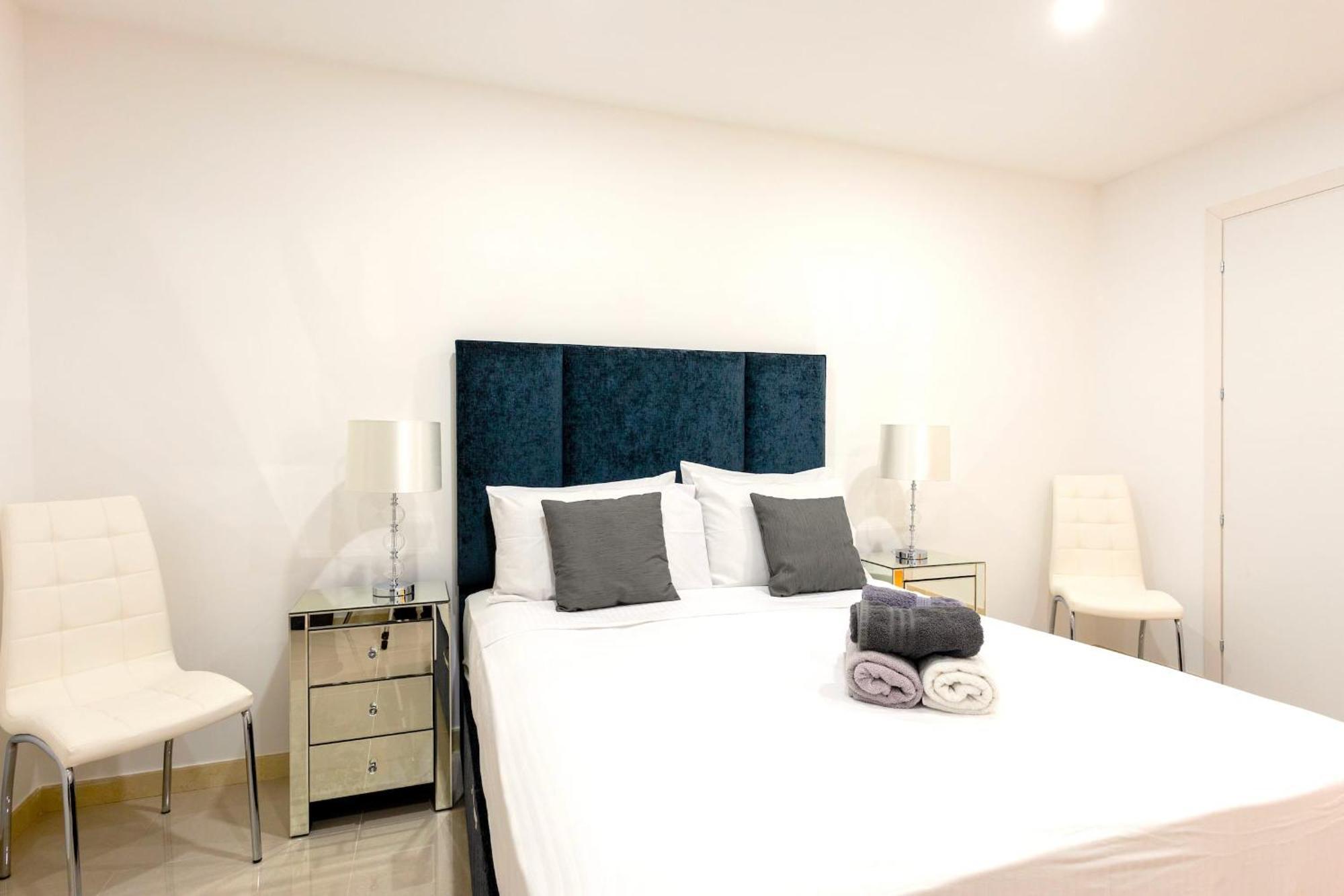 Saint Julian'S - Seafront Cityapartmentstay Exterior photo
