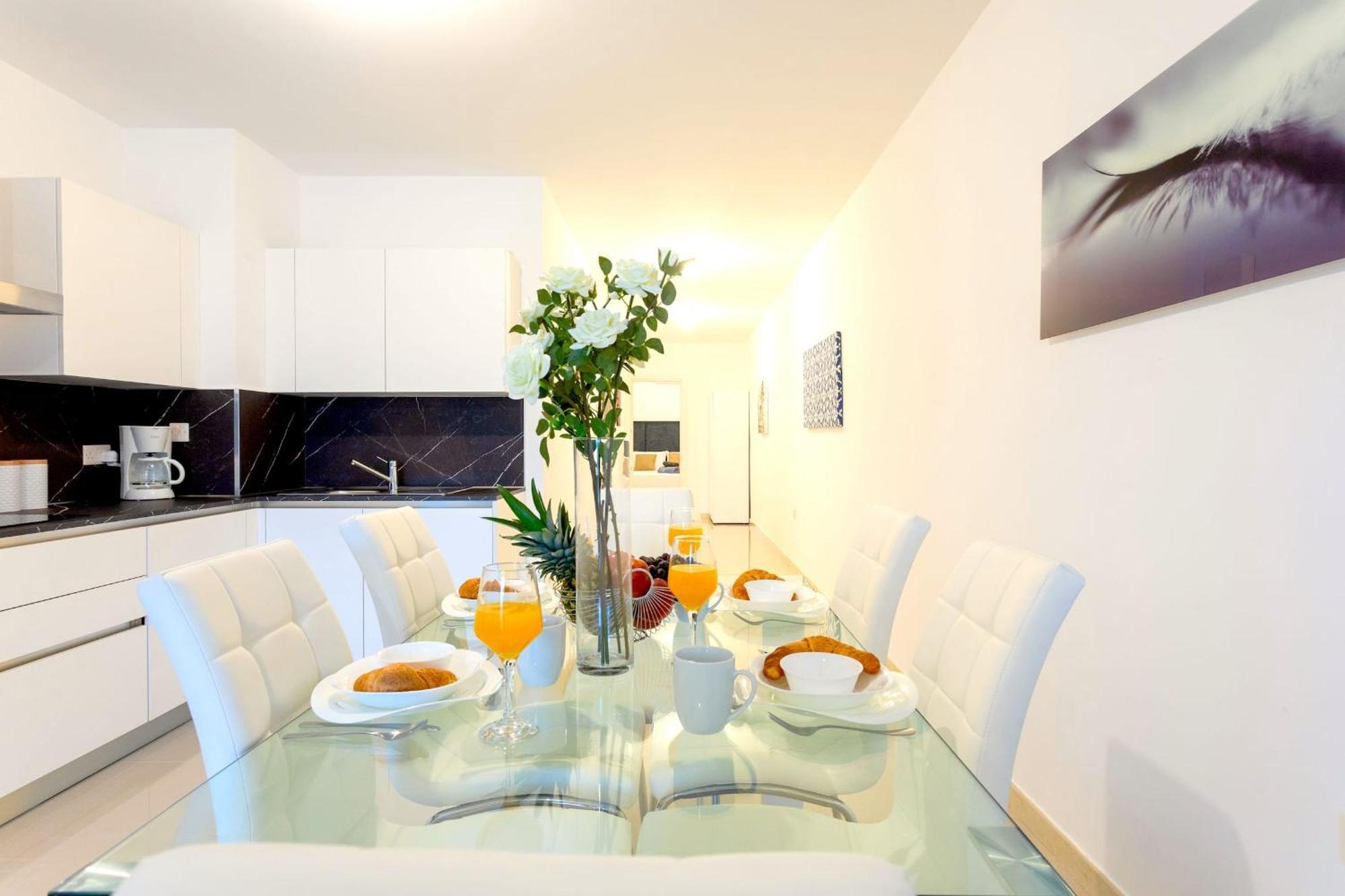 Saint Julian'S - Seafront Cityapartmentstay Exterior photo